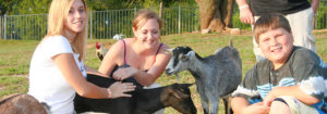 Granny Jones Petting Farm | Beech Bend Amusement Park - Bowling Green, KY
